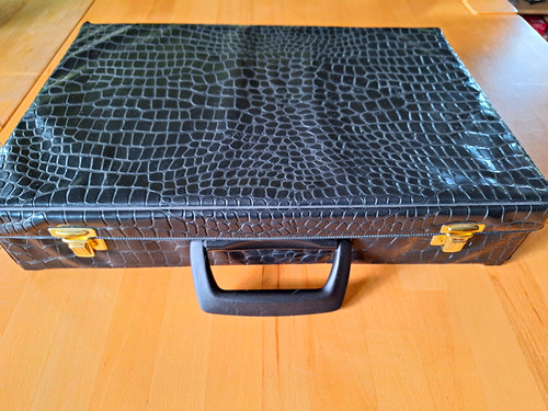 Aktenkoffer aus kunstleder - aus,