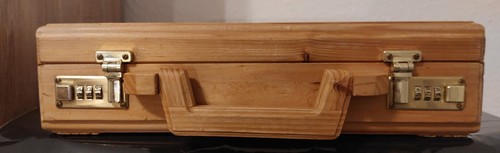 Aktenkoffer-Massiv-Holz